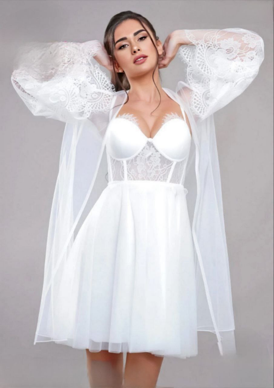 Short Lingerie with Robe