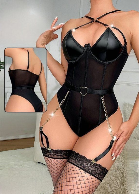 Costume