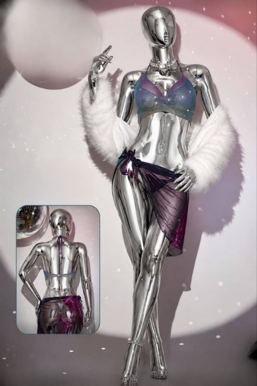 Costume