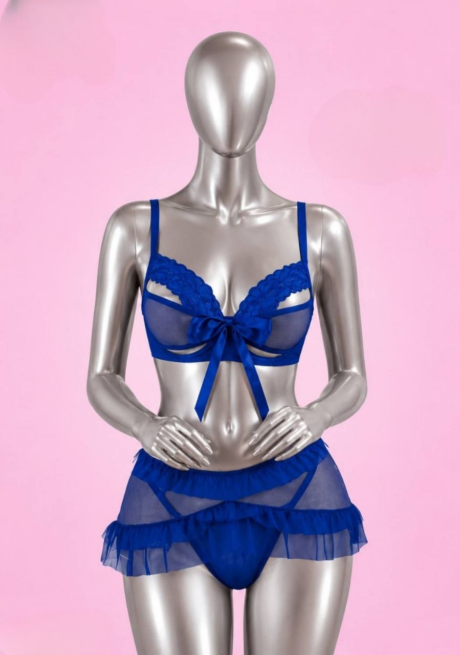 Costume