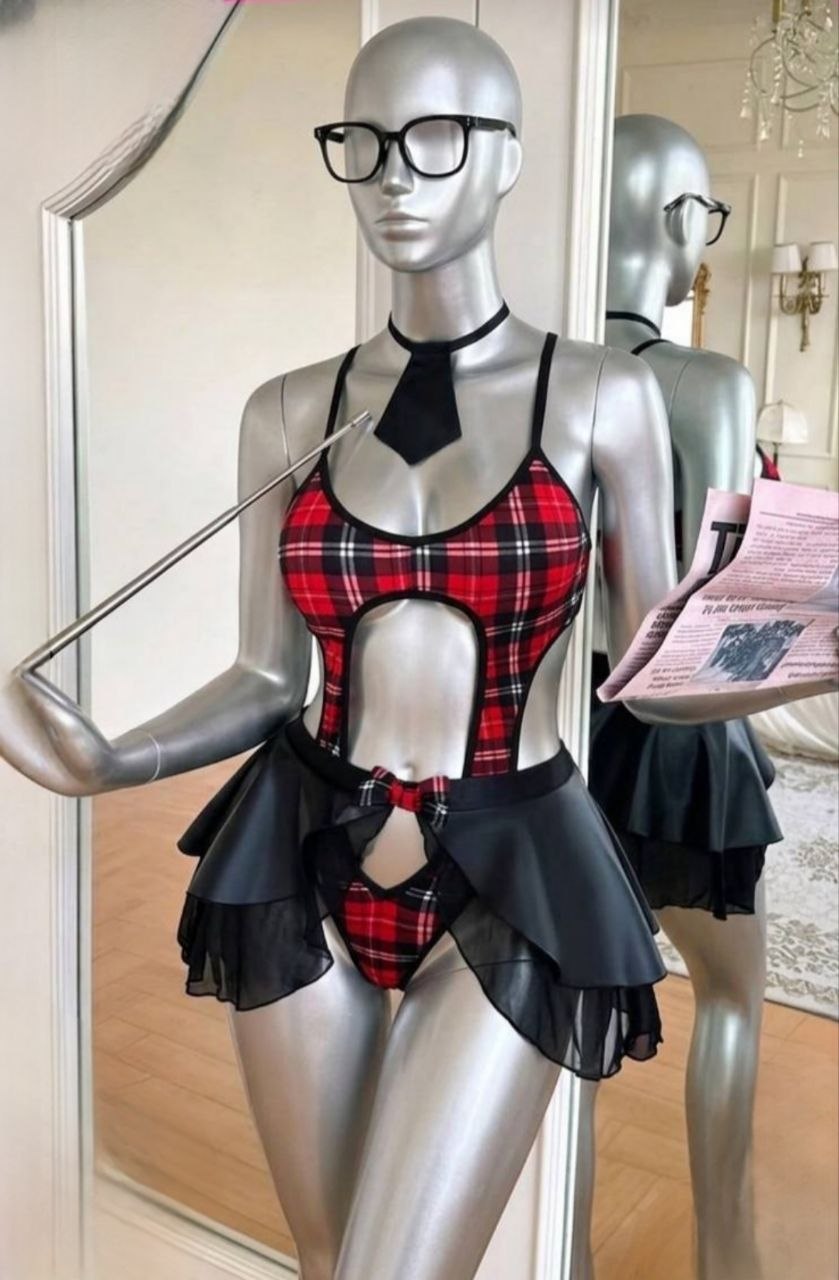 Costume
