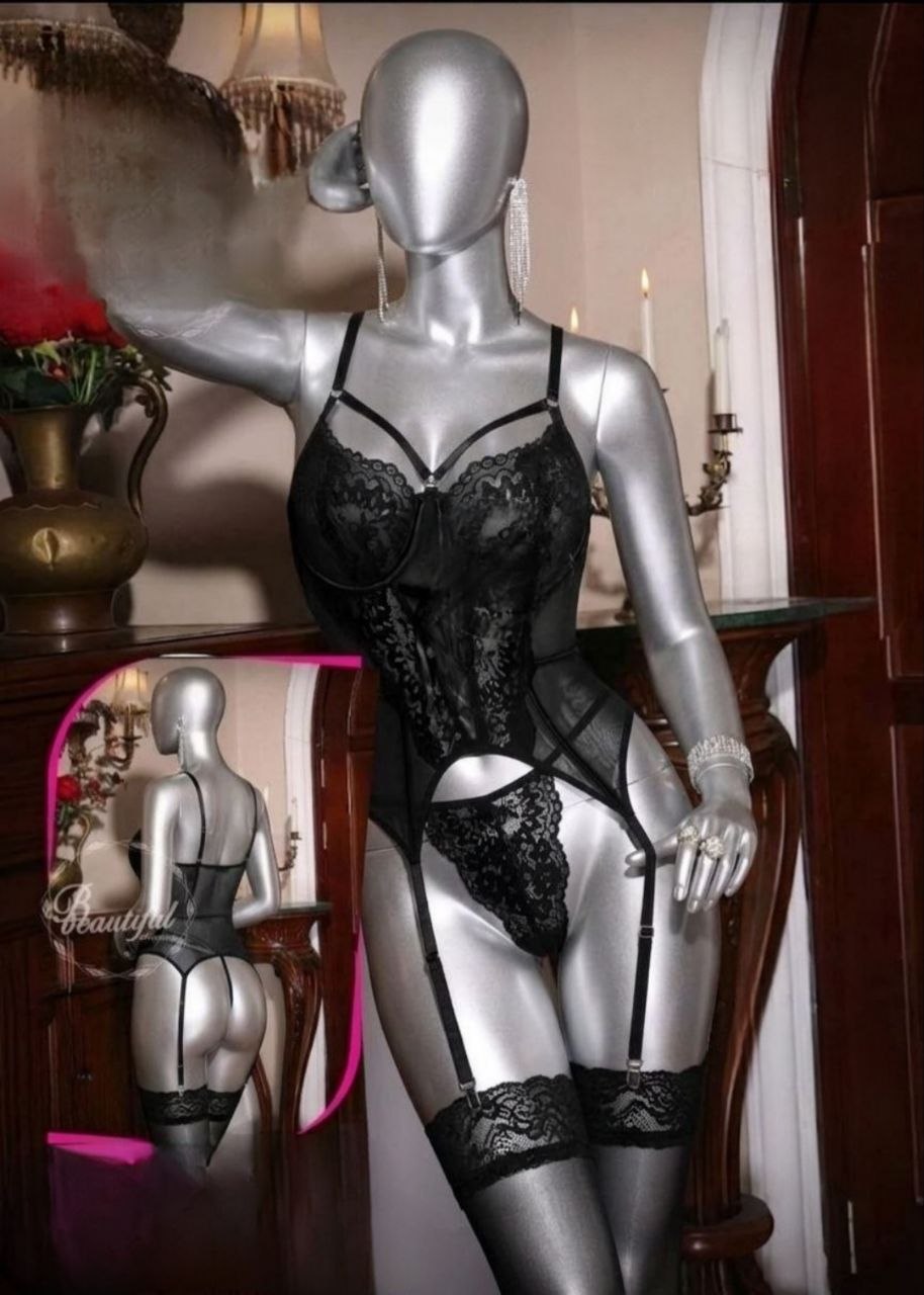 Costume