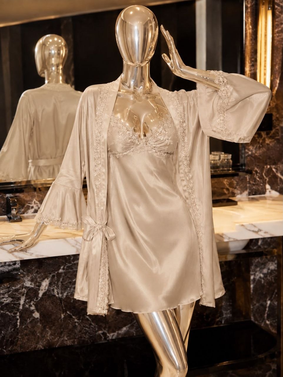 Short Lingerie with