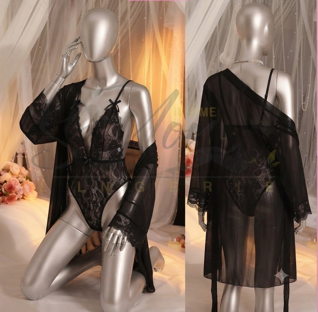 Short Lingerie With Robe