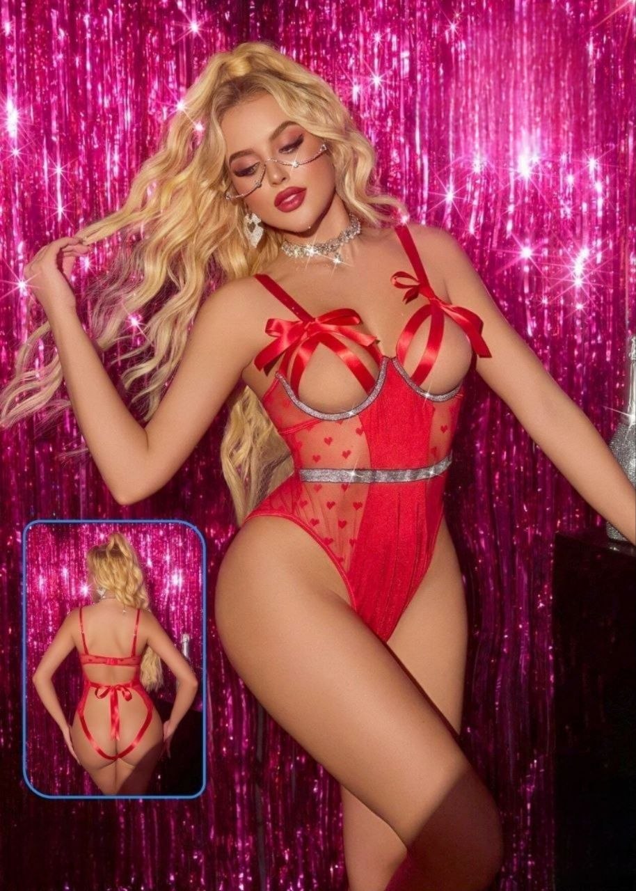Costume