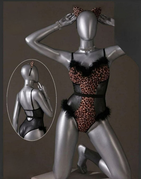 Costume