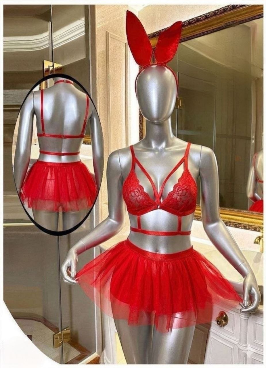 Costume