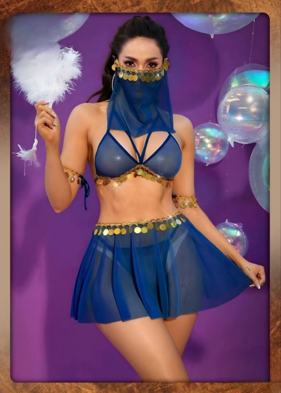 Costume